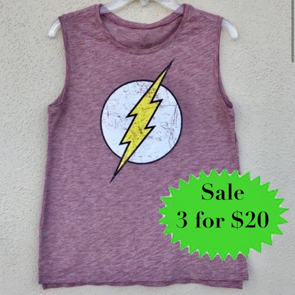 DC Comics Tops - DC COMICS FLASH tank top TEE long graphic image L